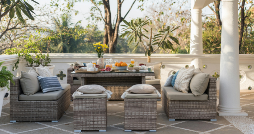 East Bay outdoor patio